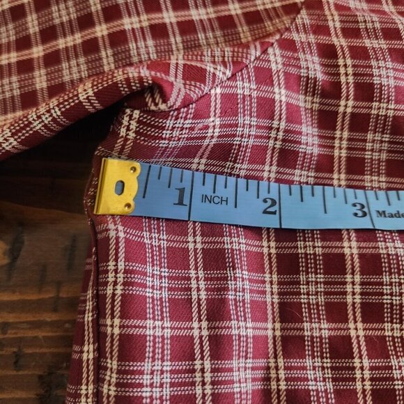 L.L. Bean Men's Long Sleeve Button-Down Shirt - Picture 9 of 12